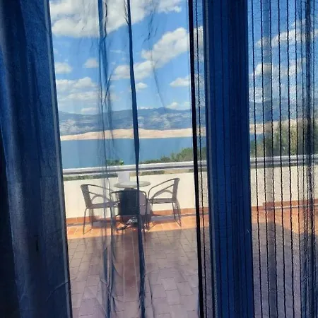 Apartment Vesna Pag Town