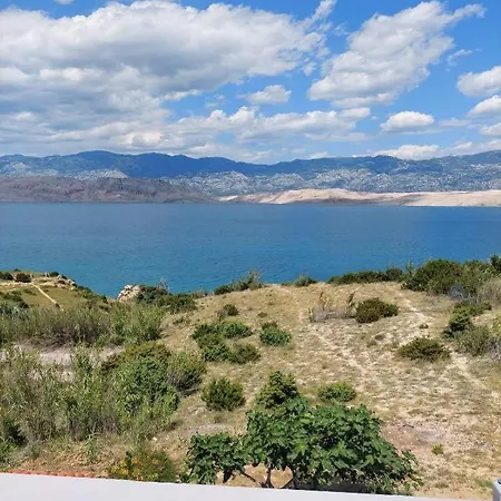 Vesna Pag Town
